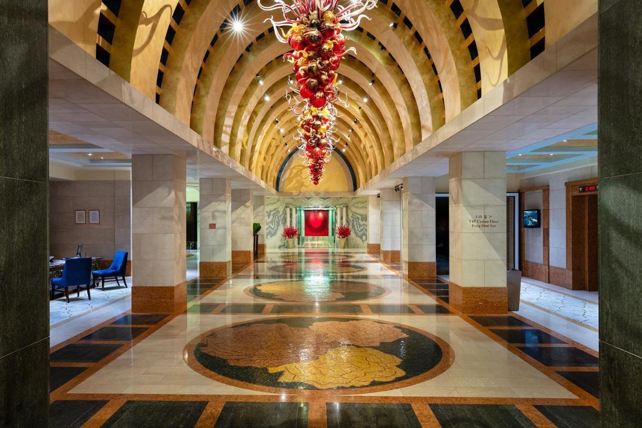 Resorts World Sentosa - Crockfords Tower Сингапур Экстерьер фото
