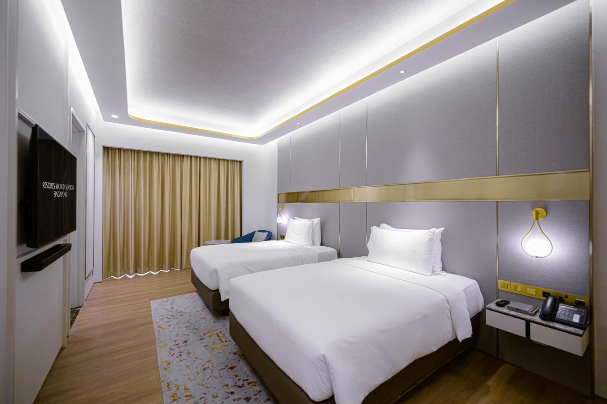 Resorts World Sentosa - Crockfords Tower Сингапур Экстерьер фото