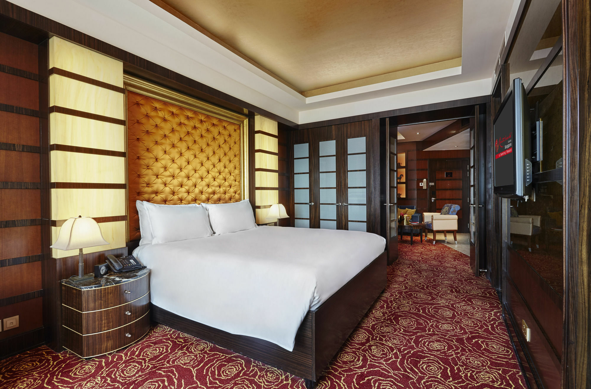 Resorts World Sentosa - Crockfords Tower Сингапур Экстерьер фото